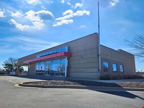 899 N Randall Rd - Batavia