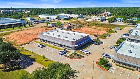 Premier Office/Warehouse Building for Sale | 2517 N. Frazier St., Conroe – High-Visibility Corner in Business Corridor
