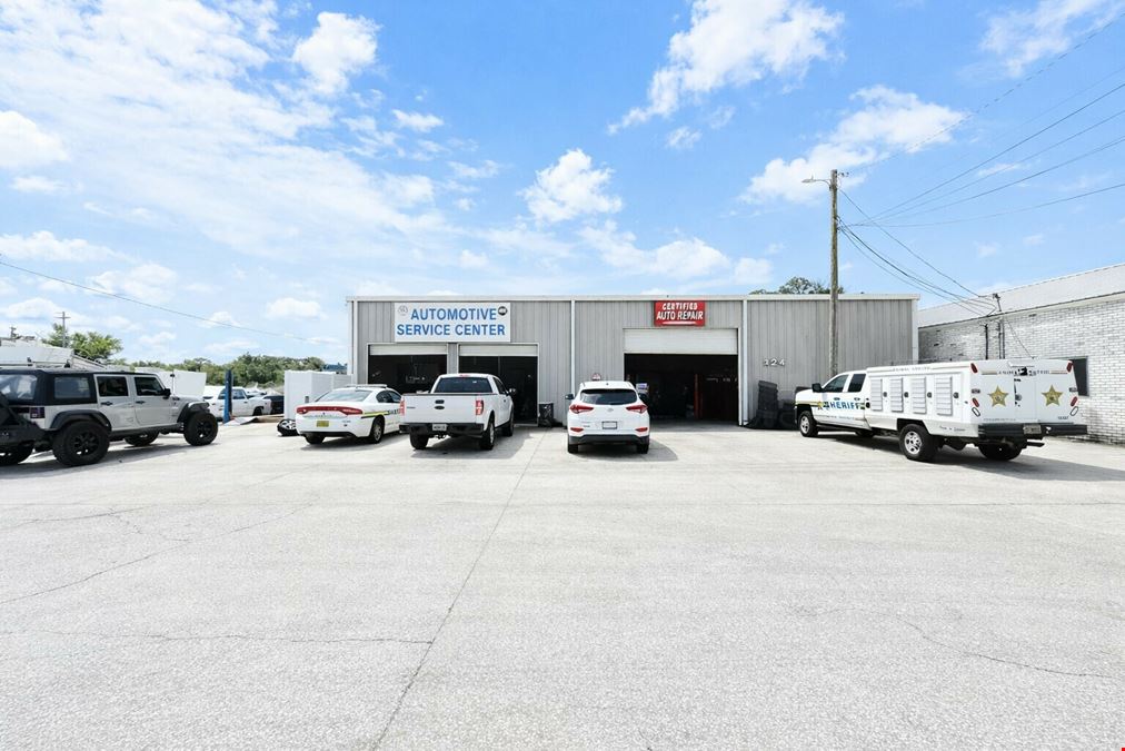 324 Recker Hwy