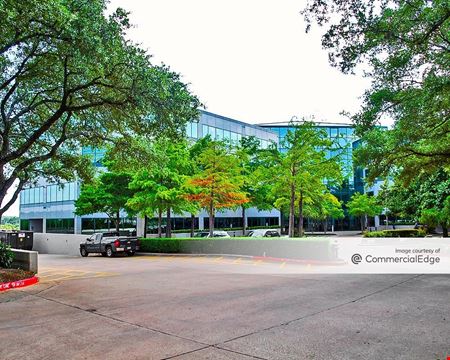 Office space for Rent at 9500 Arboretum in Austin