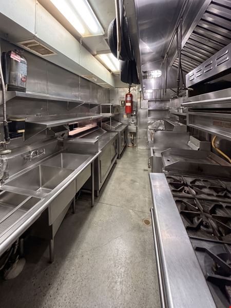 1,000 SF | 168 7th Avenue | Move-In Ready 2nd Gen Restaurant in New Development