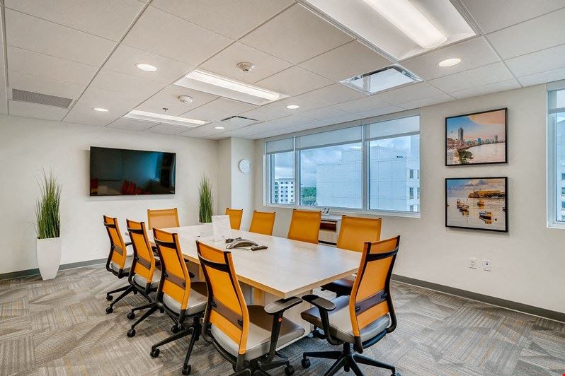 Office Evolution - Plantation
