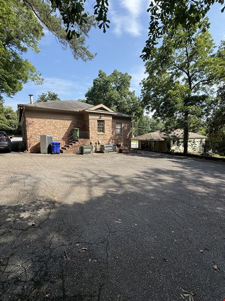 2908 Macon Road