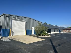 Net-Leased Corporate-Guaranteed Distribution Facility