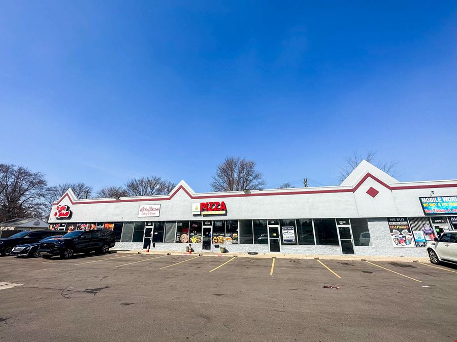 9 Mile Plaza