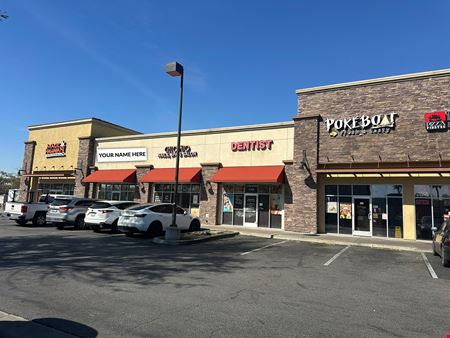 The Marketplace on Grove