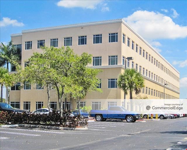 8200 Doral
