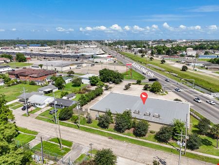 ±9,180 SF Freestanding Retail Space Fronting Airline Dr