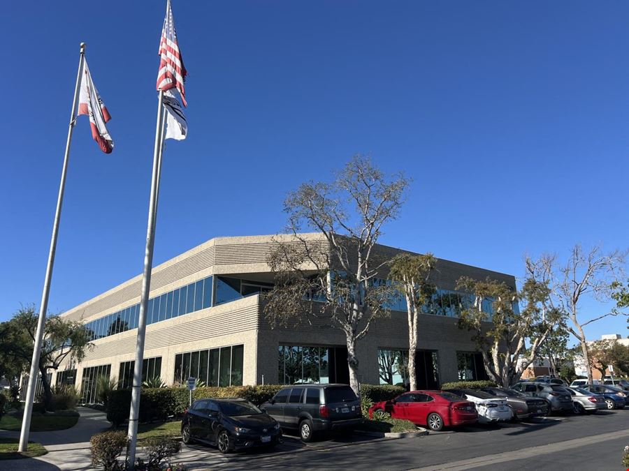 Scully Corporate Center - 1701 Pacific Ave.