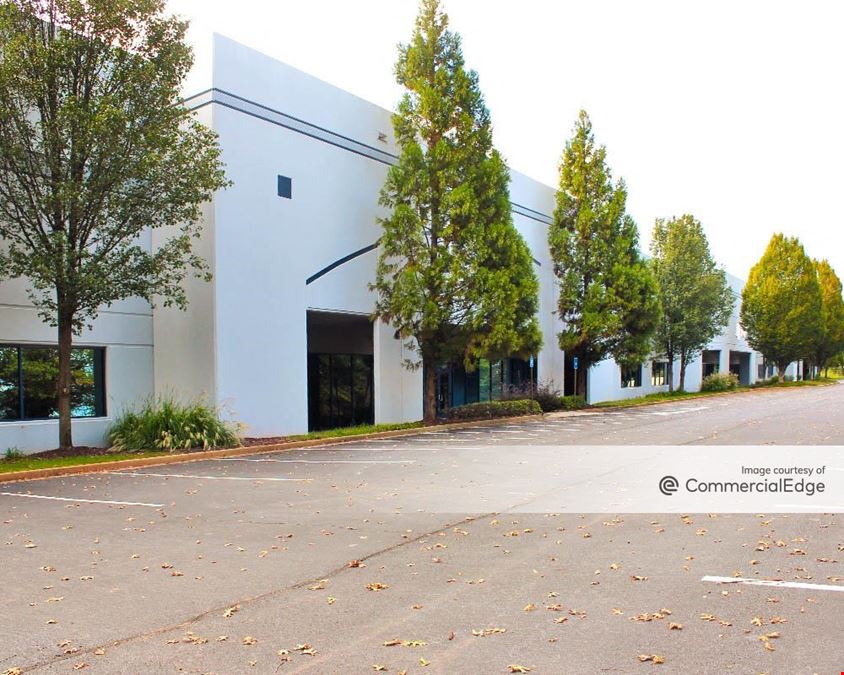 Prologis Northmont Industrial Center - 2100 Evergreen Blvd