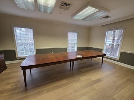 109 Laurens Rd