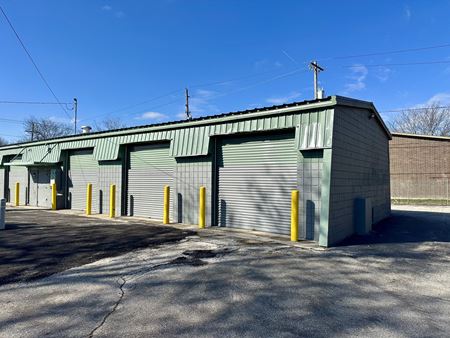 Retail space for Rent at 320 West Alexis Road in Toledo