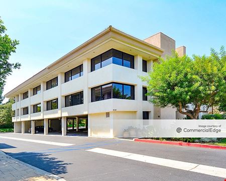 Corporate Plaza - 90 & 100 E. Thousand Oaks Blvd.