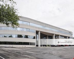 395 North Service Road
