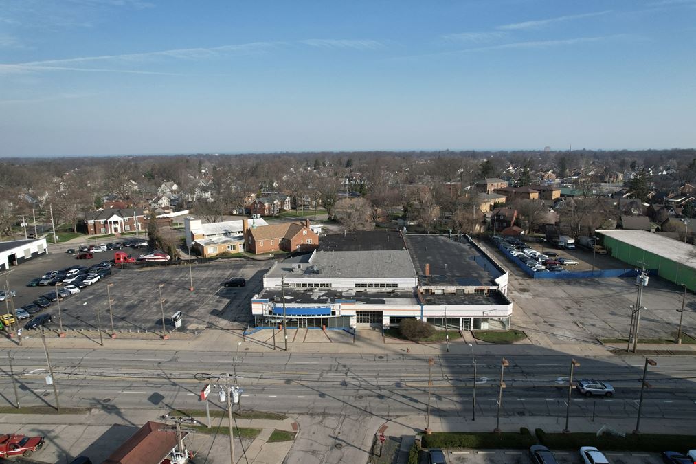 15200 Lorain Ave