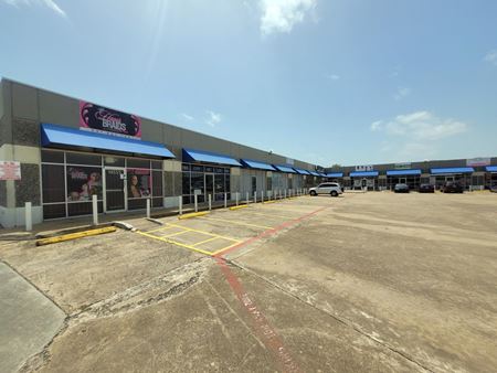 Retail space for Rent at 14555 Main St in Houston