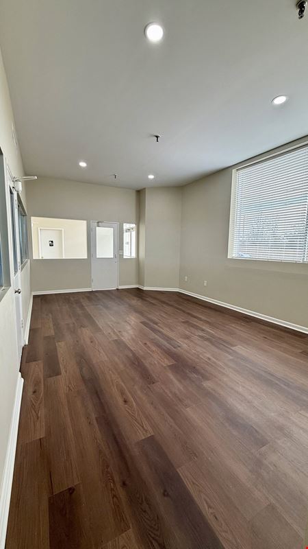 911 15th Street, Suite B
