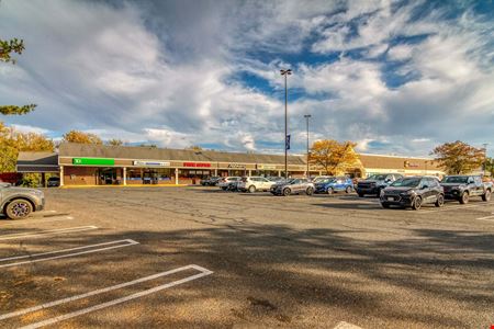 Pittsfield, MA - Stop & Shop Plaza