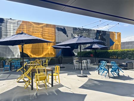 Regus - Burbank - Business District