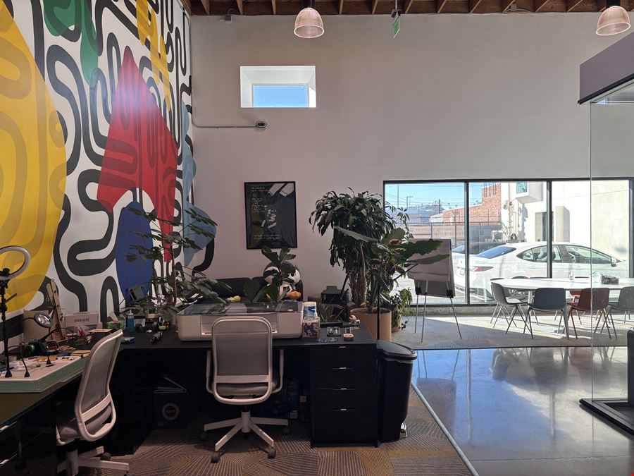 4901 W Jefferson