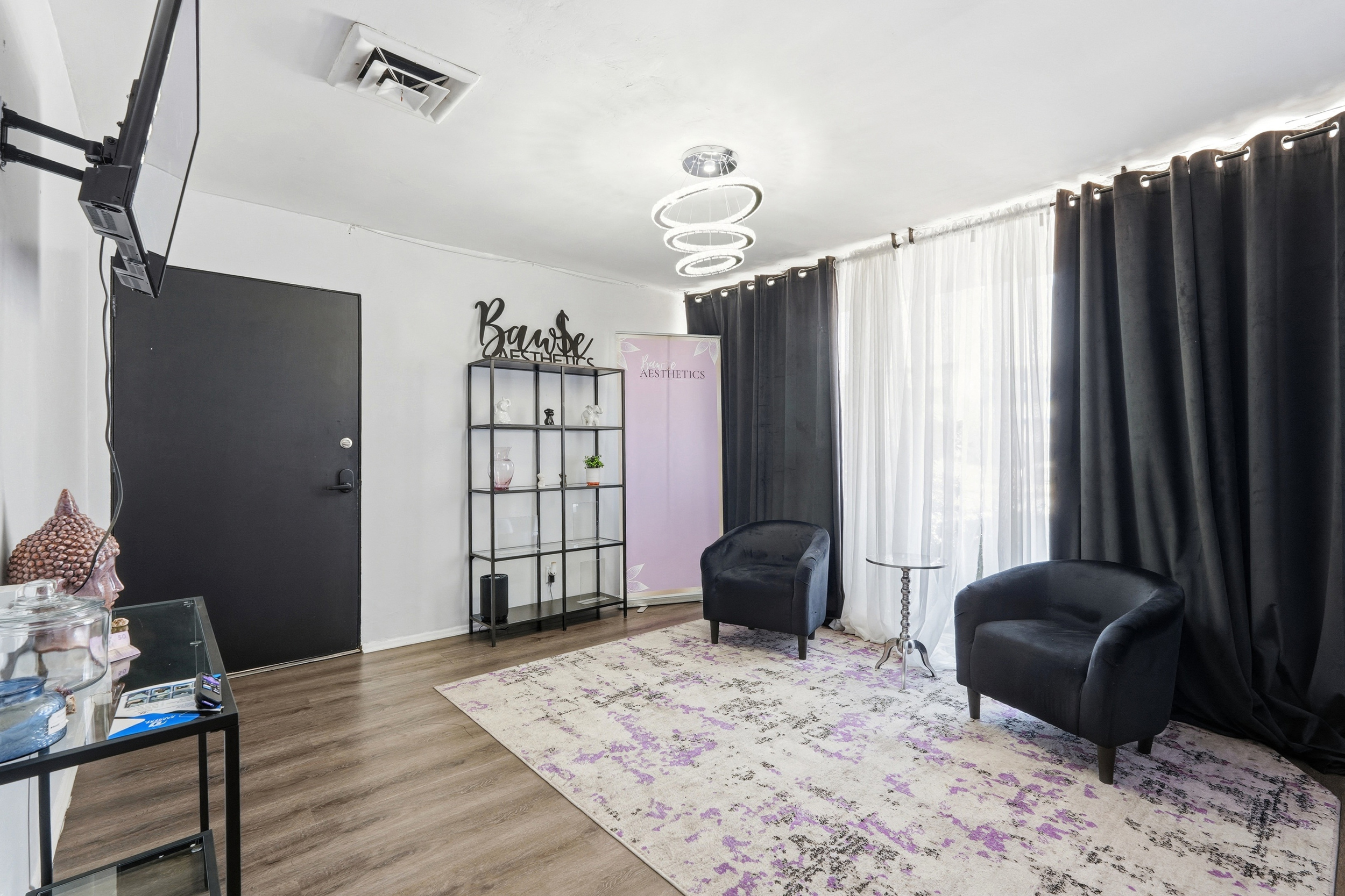 14015 Van Ness Ave