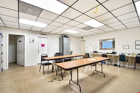 Dobbs Road Flex Warehouse Condo