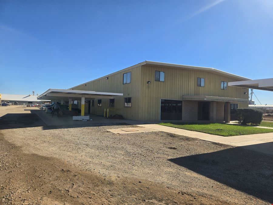 4780 Old Highway 111
