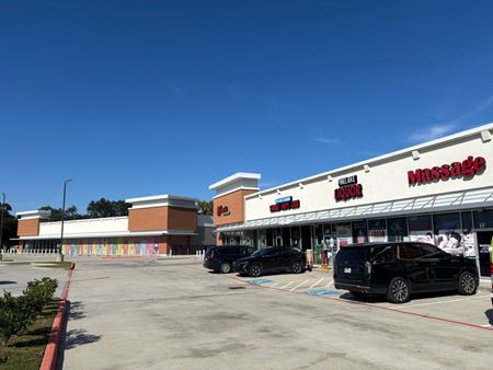 Retail space for Rent at Magnolia Plaza in Spring
