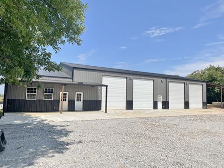 Industrial space for Sale at 16915 W. Hefner Road in El Reno