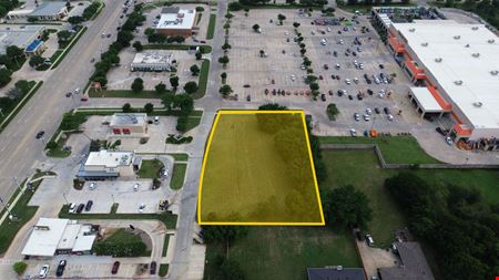 Commercial space at 6421 Precinct Line Rd in North Richland Hills
