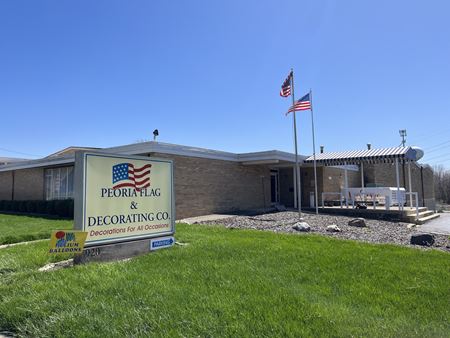 Retail space for Rent at 920 East Glen Avenue in Peoria Heights
