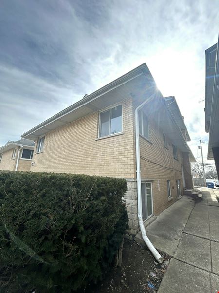 3420 Warren Ave