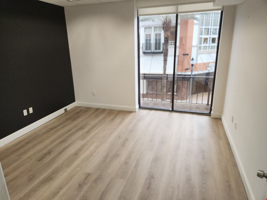 Executive Office Suites for Lease at The Blackstone Building (Internet Included)