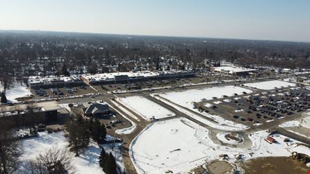 Retail space for Rent at Hilltop Plaza in Cleveland