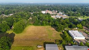 +/- 7.13 acres in Canton, Mississippi For Sale