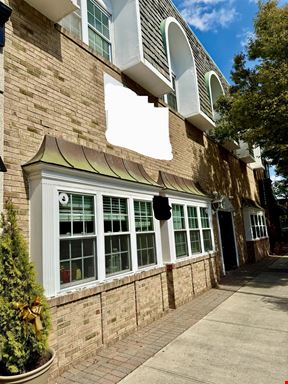 55 Front St