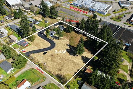 Lilac Ln Income and Development Opportunity