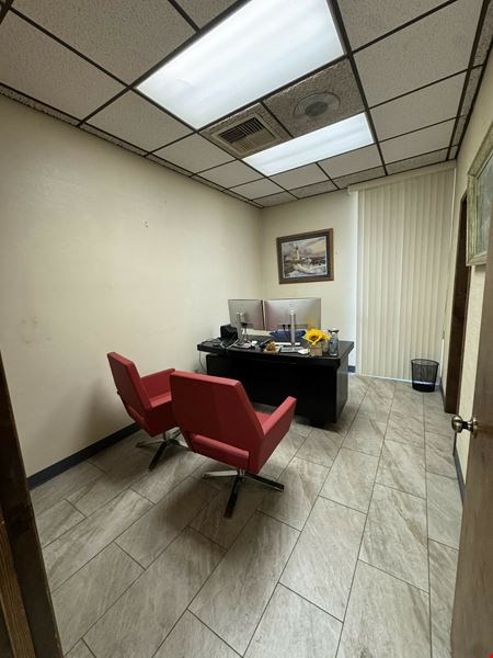 Former Attorney Office in Excellent Condition in Visalia, CA