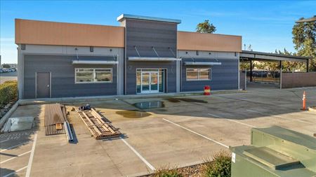 Commercial space at Freestanding Industrial Building w/ Fully Remodeled Office in Visalia