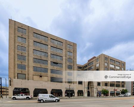 Office space for Rent at The Globe Building in St. Louis