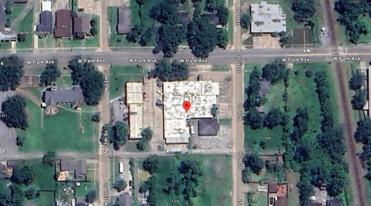 For Lease Prime Commercial Location