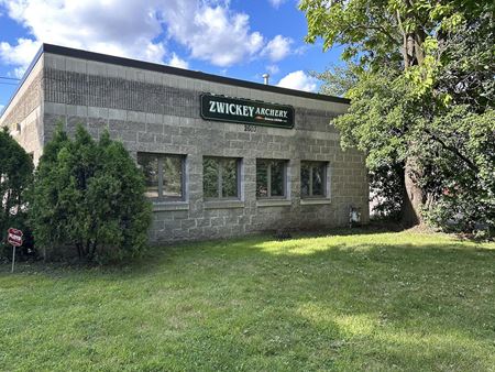 Industrial space for Sale at 2603 7th Avenue E in North Saint Paul