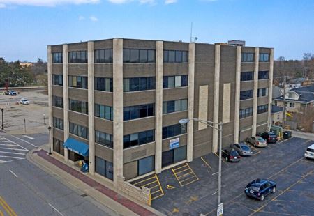 Commercial space at 2725 Thatcher Avenue in River Grove