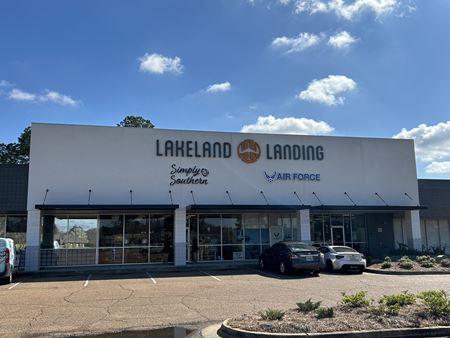 Retail space for Rent at Lakeland Landing in Flowood