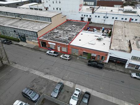 Manufacturing Facility Near I-5 & Fremont Bridge