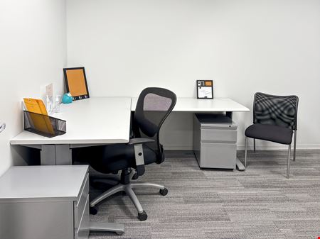 Regus - Brentwood - Seven Springs