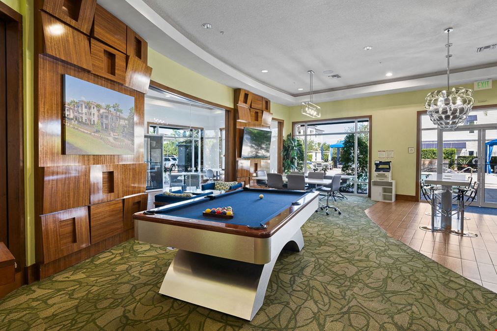 Apt CoWork - at The Marq Highland Park
