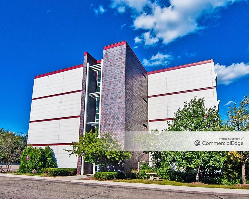 Farmbrook II Medical Building