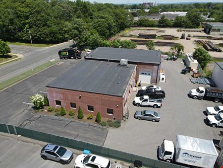 5,911 SF Industrial Building