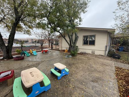 1204 W Pecan St